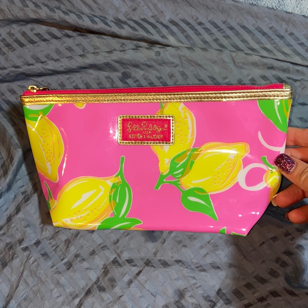 Lilly Pulitzer For Estee Lauder Lemon makeup bag